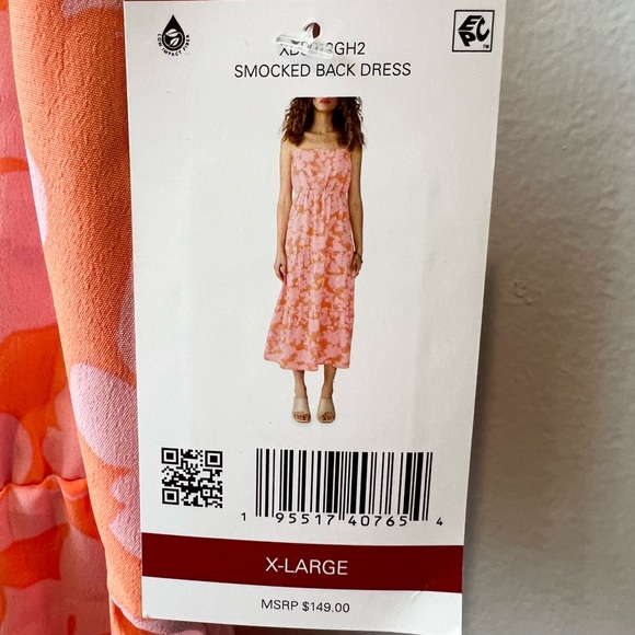 Social Standard by Sanctuary Ladies Smocked
Back Dress XL - Picture 7 of 12